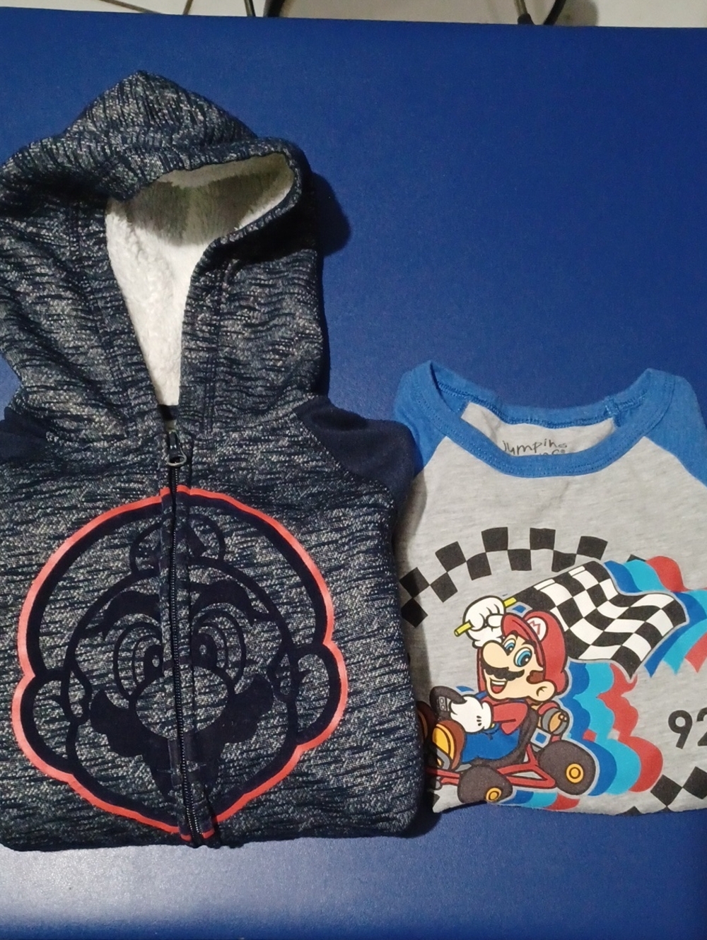 Bundle Of 2 Nintendo Super Mario Bros Tops For Boys Size Medium 8